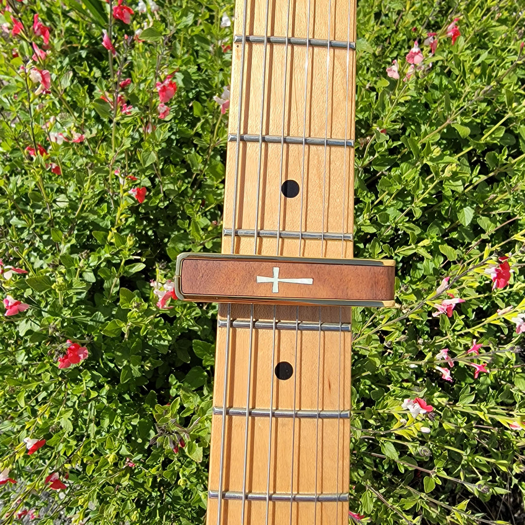 Pearl Cross | Deluxe Capo